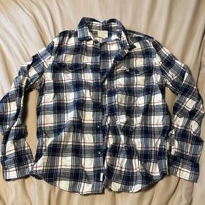 American eagle mens large blue, white, and maroon flannel.